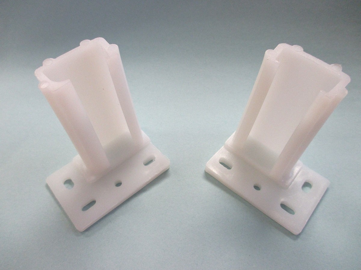 Hettich FR402 Rear Mounting Brackets (Left & Right) (REARMOUNTBRACK)